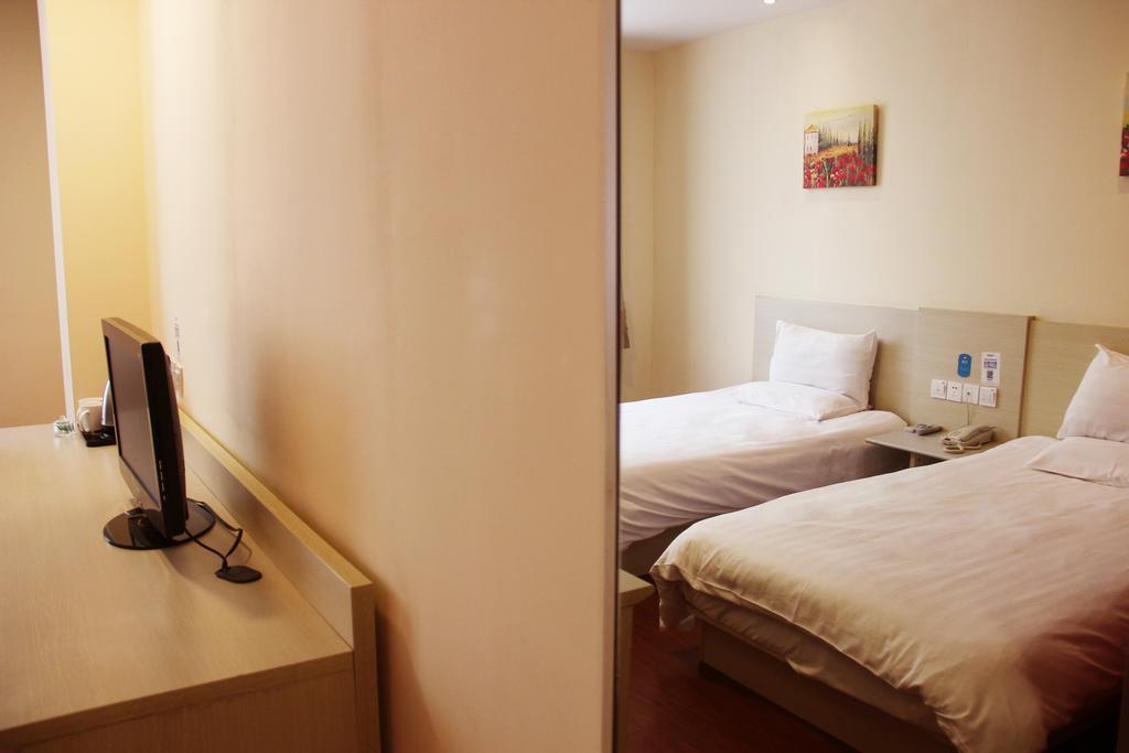 Hanting Express Tianjin Haixin District Yujiapu Тяньцзинь Экстерьер фото